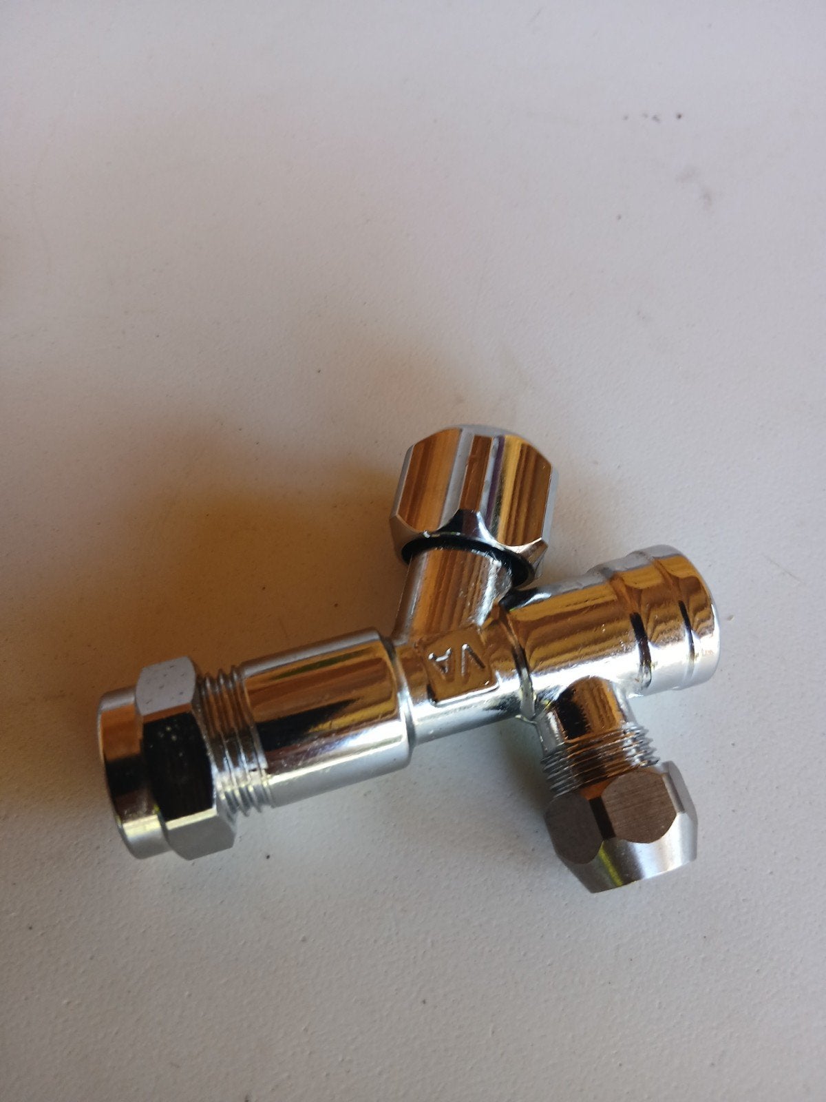 2x Nieuwe verchroomde T-stukken kraan voor wateraansluiting, Doe-het-zelf en Verbouw, Sanitair, Ophalen, Nieuw, Chroom, Kraan