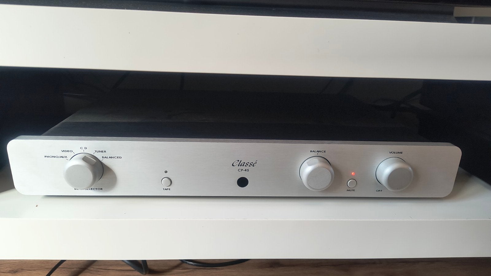 CLASSE CP45 class-A. voorversterker met xlr en remote contro, Audio, Tv en Foto, Ophalen of Verzenden, Zo goed als nieuw, 120 watt of meer