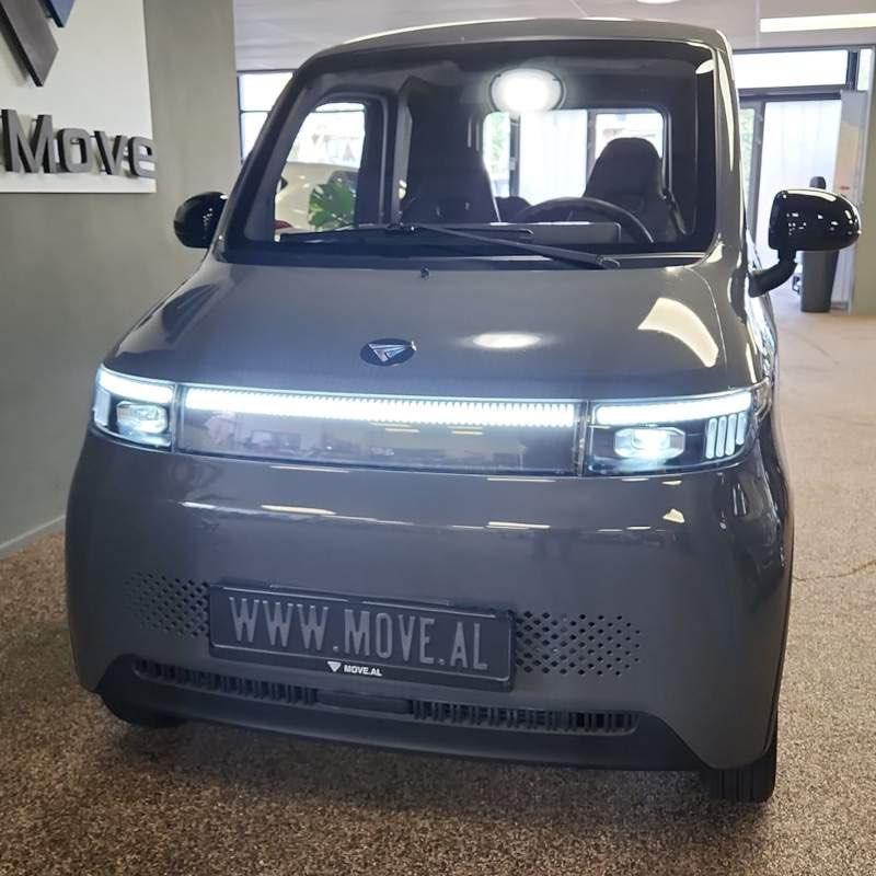 MOVE M5 lithium Nardo Grey 472 KM ZGAN, Automaat, 417 kg, Parkeersensor, Leder