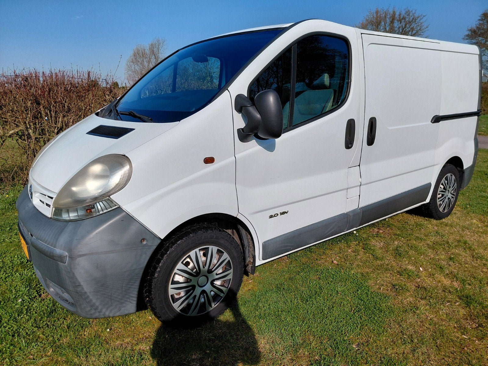 TE KOOP NISSAN PRIMASTAR 2.0 16V BJ 2005, Auto's, Bestelauto's, Voorwielaandrijving, 1998 cc, 4 cilinders, Handgeschakeld