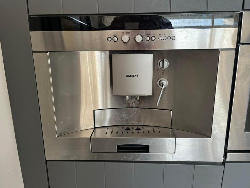 Siemens inbouw koffiemachine, Koffiemachine, Koffiebonen, Niet werkend, Ophalen