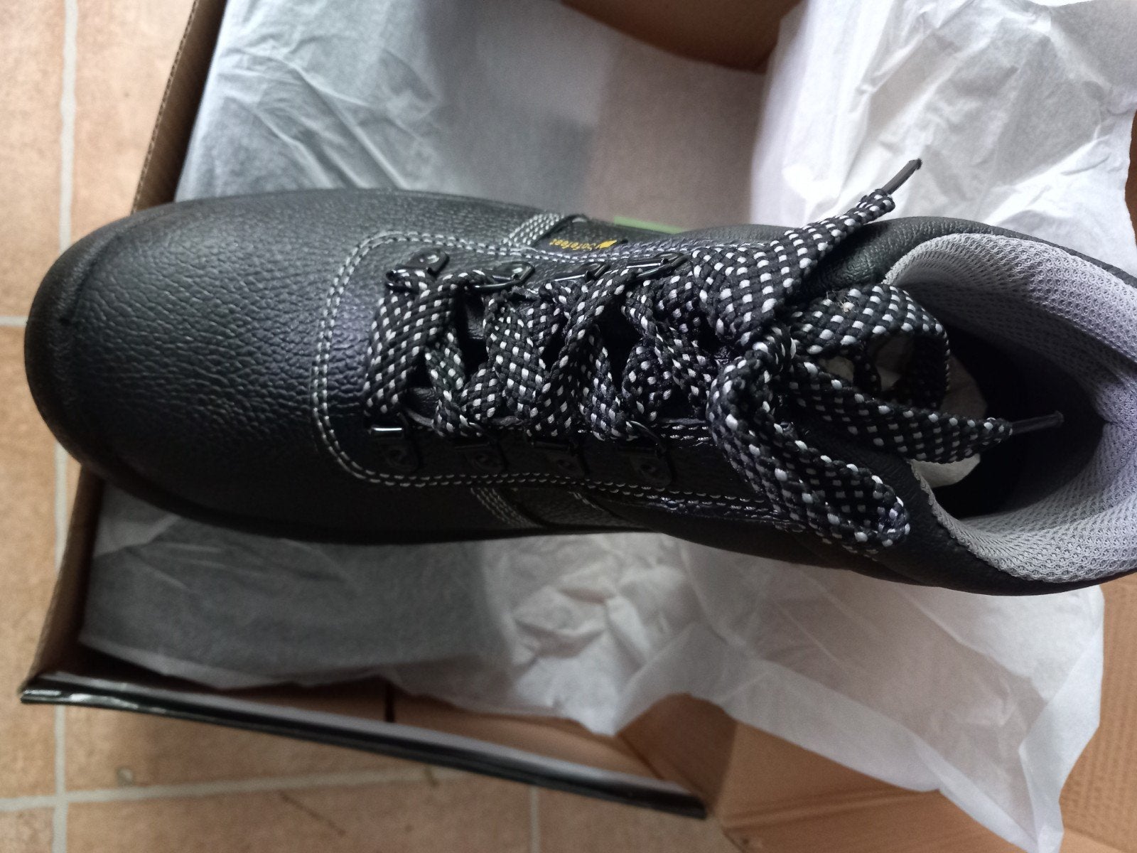 beveiliger schoenen maar 45 heren, Ophalen of Verzenden