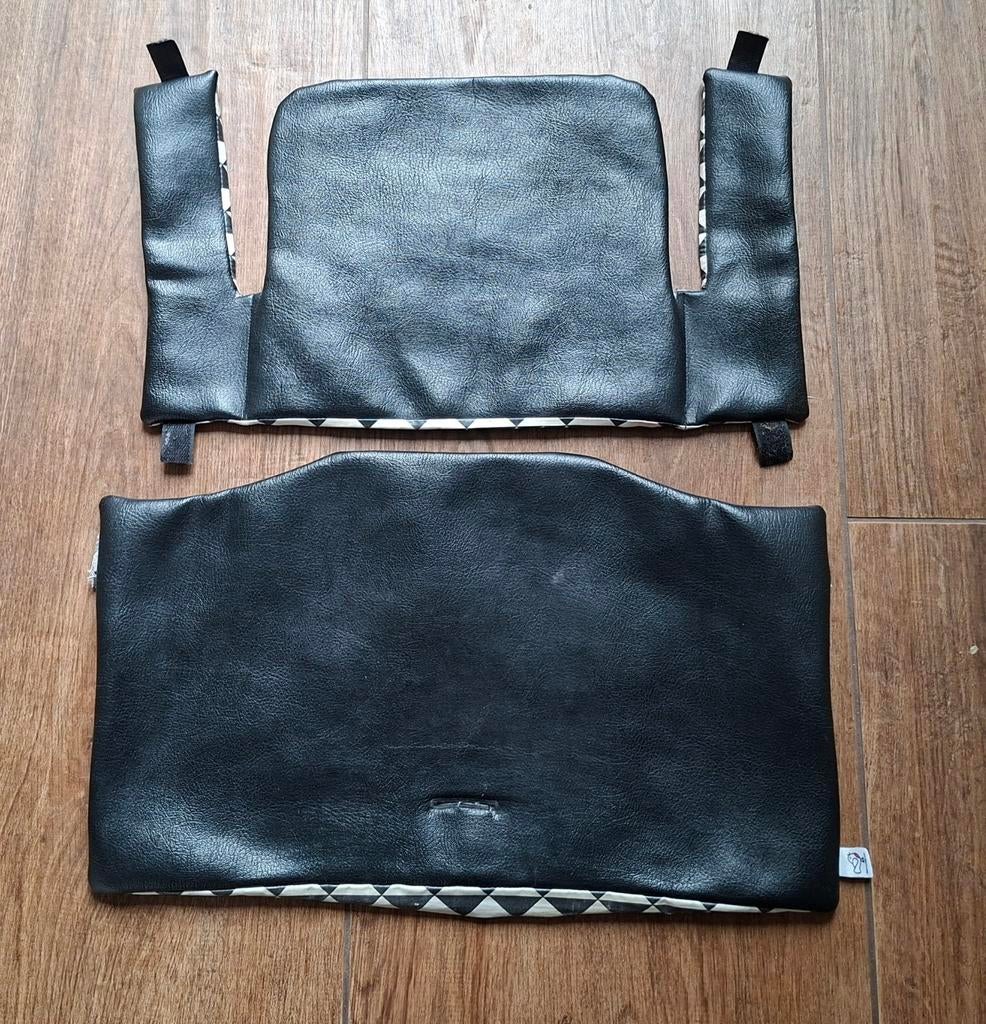 Stokke tripp trapp kussenset kunstleer zwart, Ophalen of Verzenden, Gebruikt, Meegroeistoel