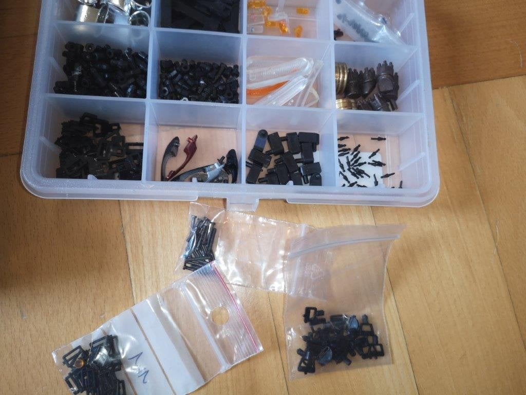 Duizenden reserveonderdelen in bulk voor Porsche Pocher 1/8, Ophalen of Verzenden, Zo goed als nieuw, 1:5 t/m 1:8, Auto