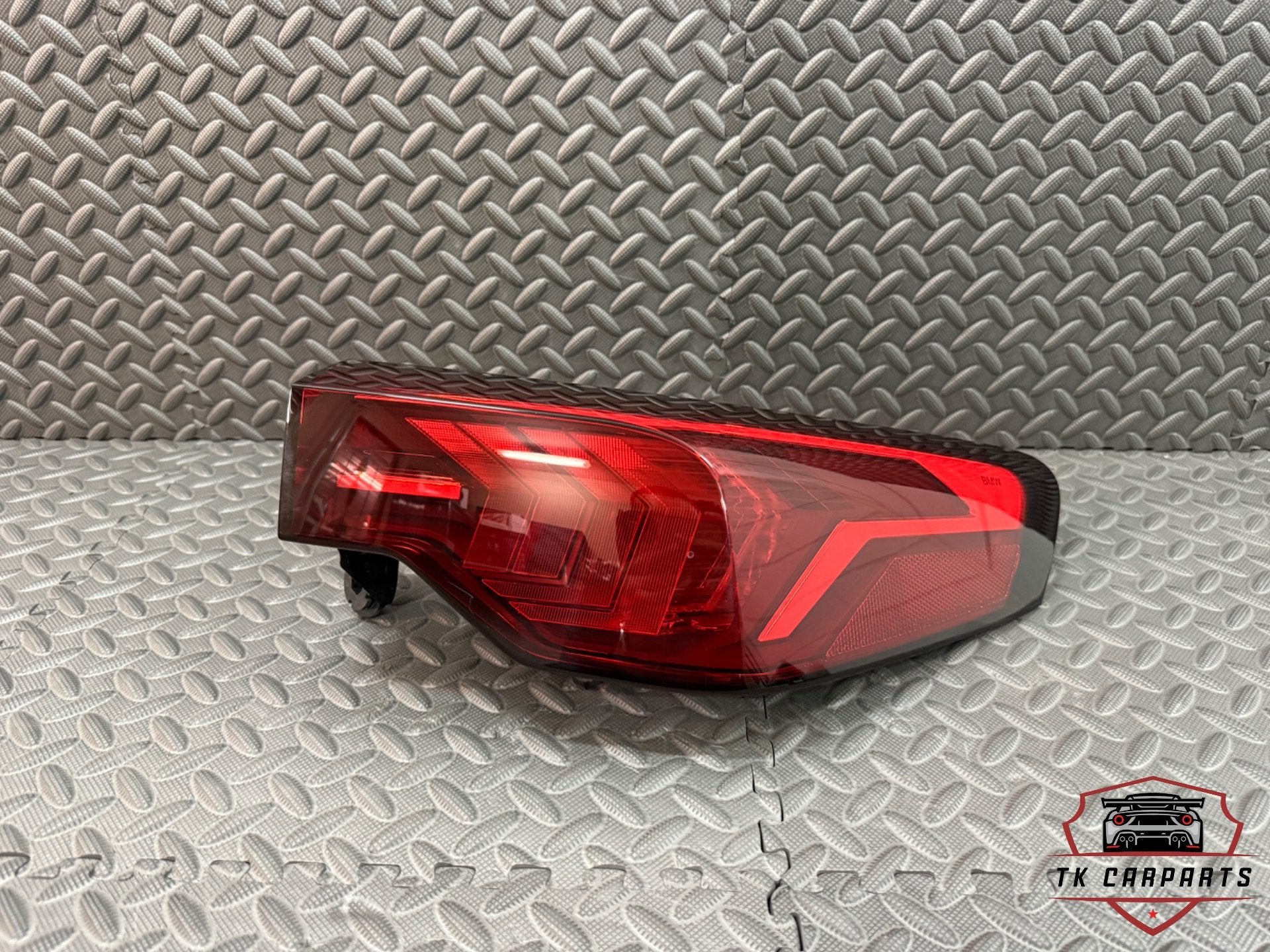 Bmw x2 u10 led achterlicht rechts buiten h4944881015, Petuelring 130
80788  Munich, DE, Info@bmw.de, Nieuw, Ophalen of Verzenden