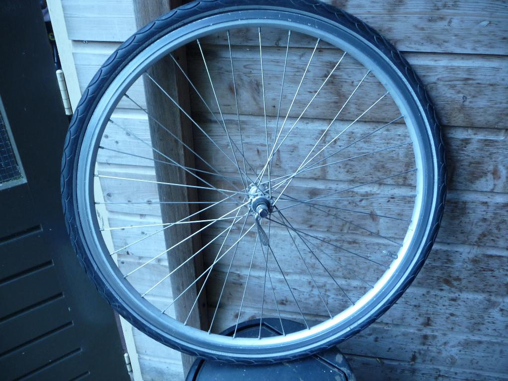 Koga fietswiel + Nog goede band., Elektrische fiets, Gebruikt, Band, Ophalen of Verzenden