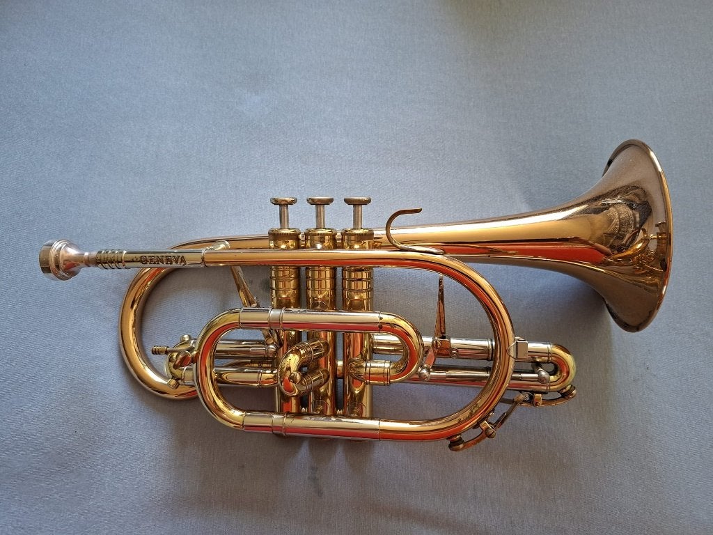 Geneva Symphony Bb Cornet, Muziek en Instrumenten, Blaasinstrumenten | Trompetten, Ophalen, Gebruikt, Bes-trompet, Met koffer