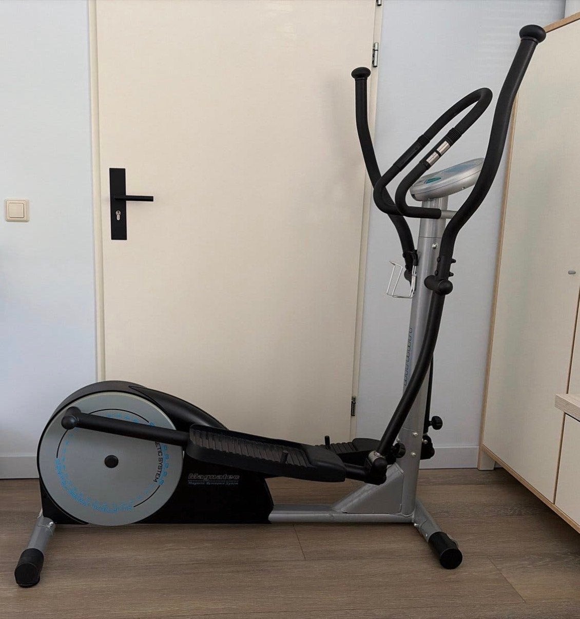 Infiniti Fitness Systems Crosstrainer, Ophalen, Armen, Zo goed als nieuw, Crosstrainer