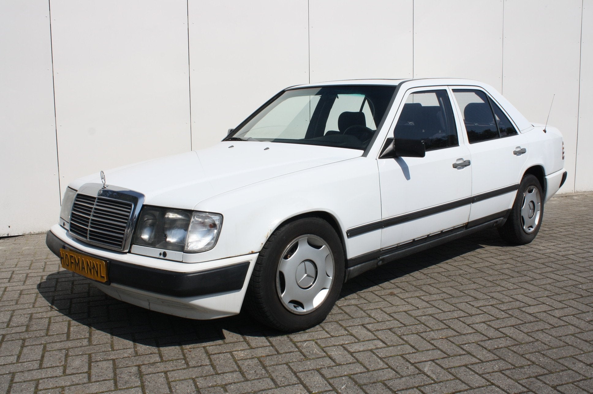 Mercedes-Benz 200-serie 300 D (bj 1985), Auto's, Achterwielaandrijving, Gebruikt, 116 pk, Wit