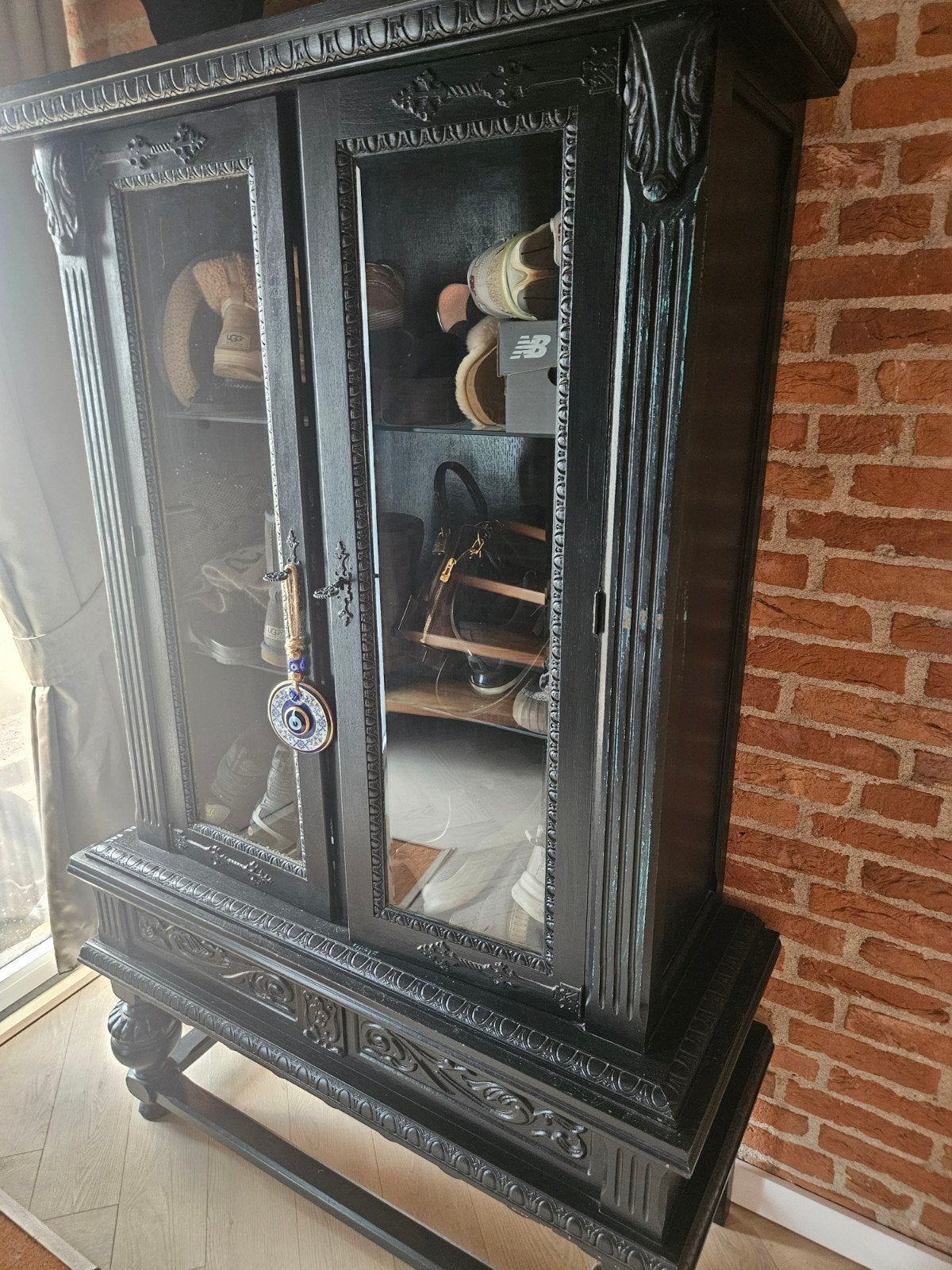 Zwart kastje, Ophalen of Verzenden