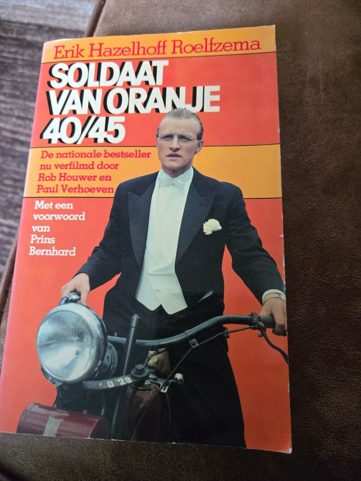 Soldaat van oranje  erik hazelhof roelofsma, Boeken, Ophalen of Verzenden