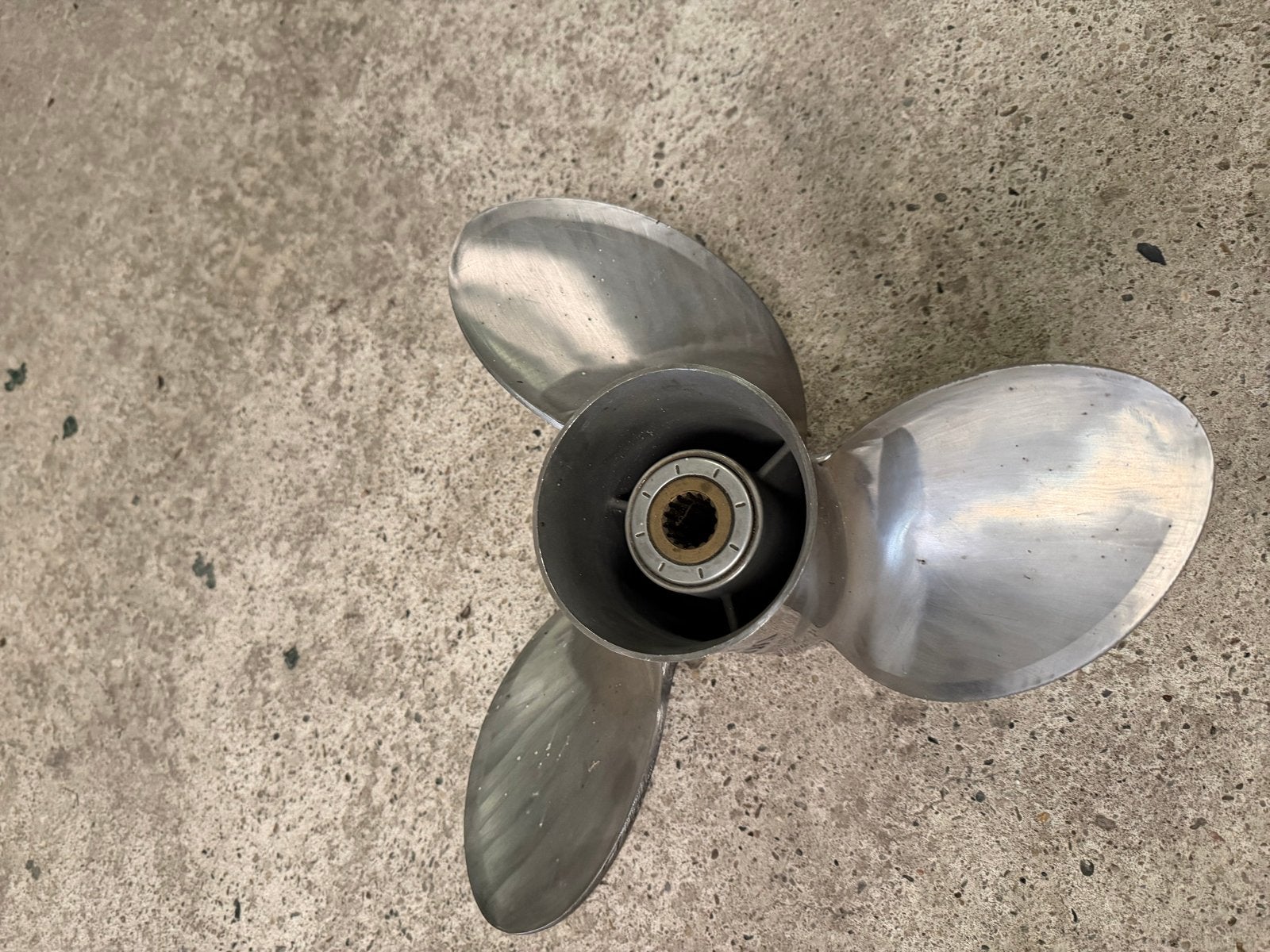 Suzuki Schroef/Propeller RVS 15x21 15 Spline DF 150+ PK, Ophalen of Verzenden, Gebruikt, Motor en Techniek