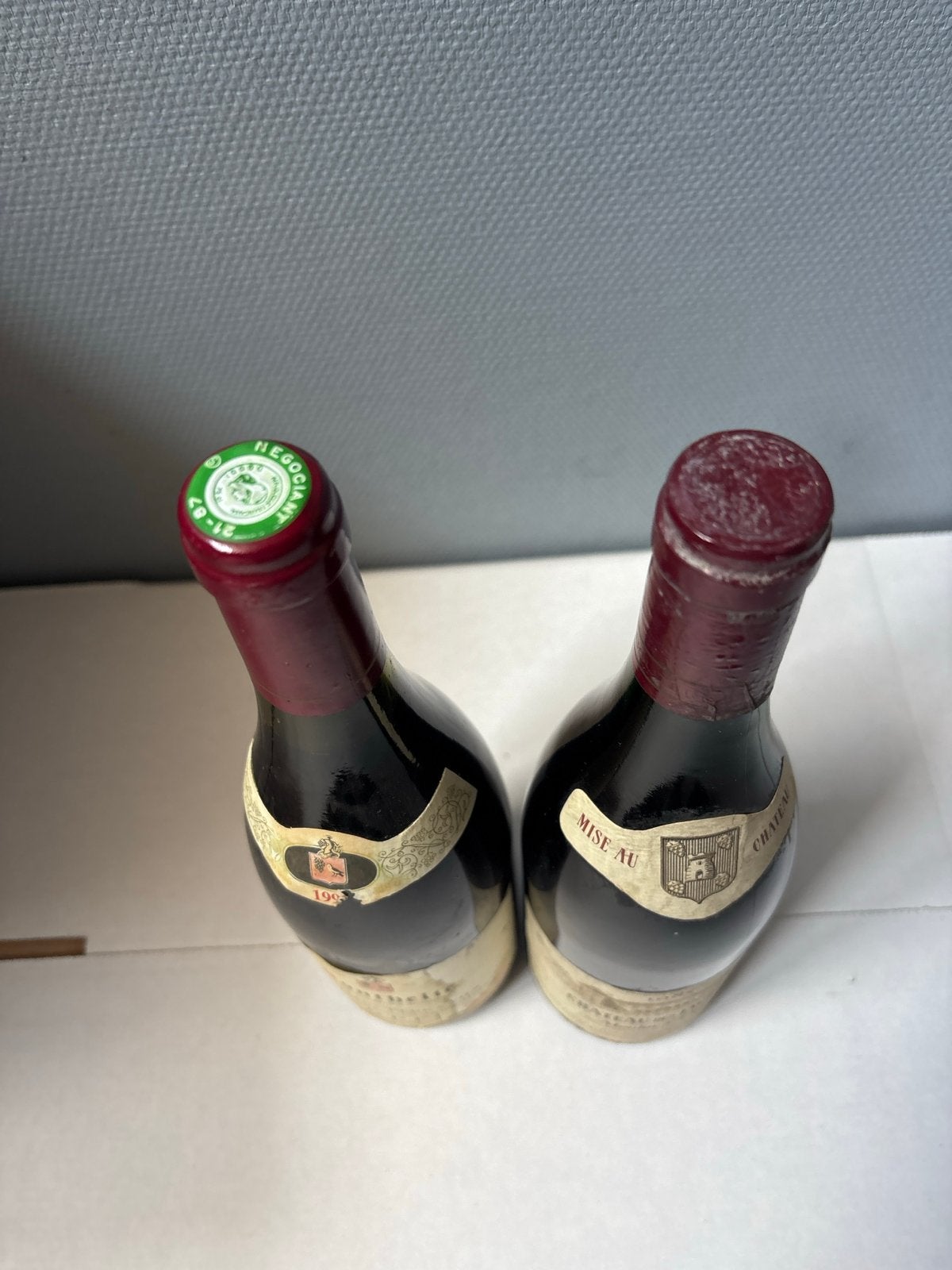 2 flessen rode wijn: Monthelie 1993 & Chateau des Jacques 19, Ophalen of Verzenden, Gebruikt, Frankrijk, Rode wijn