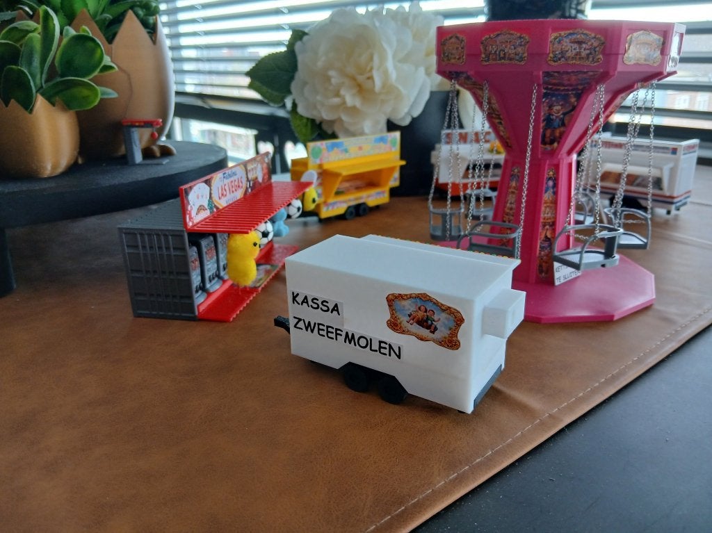 Zweefmolen - Draaimolen KERMIS MINIATUUR, Hobby en Vrije tijd, Ophalen of Verzenden, Nieuw, 1:32 tot 1:50