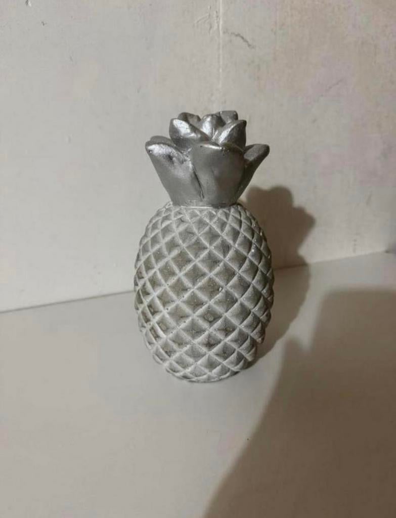 Betonnen ananas, Ophalen of Verzenden, Zo goed als nieuw