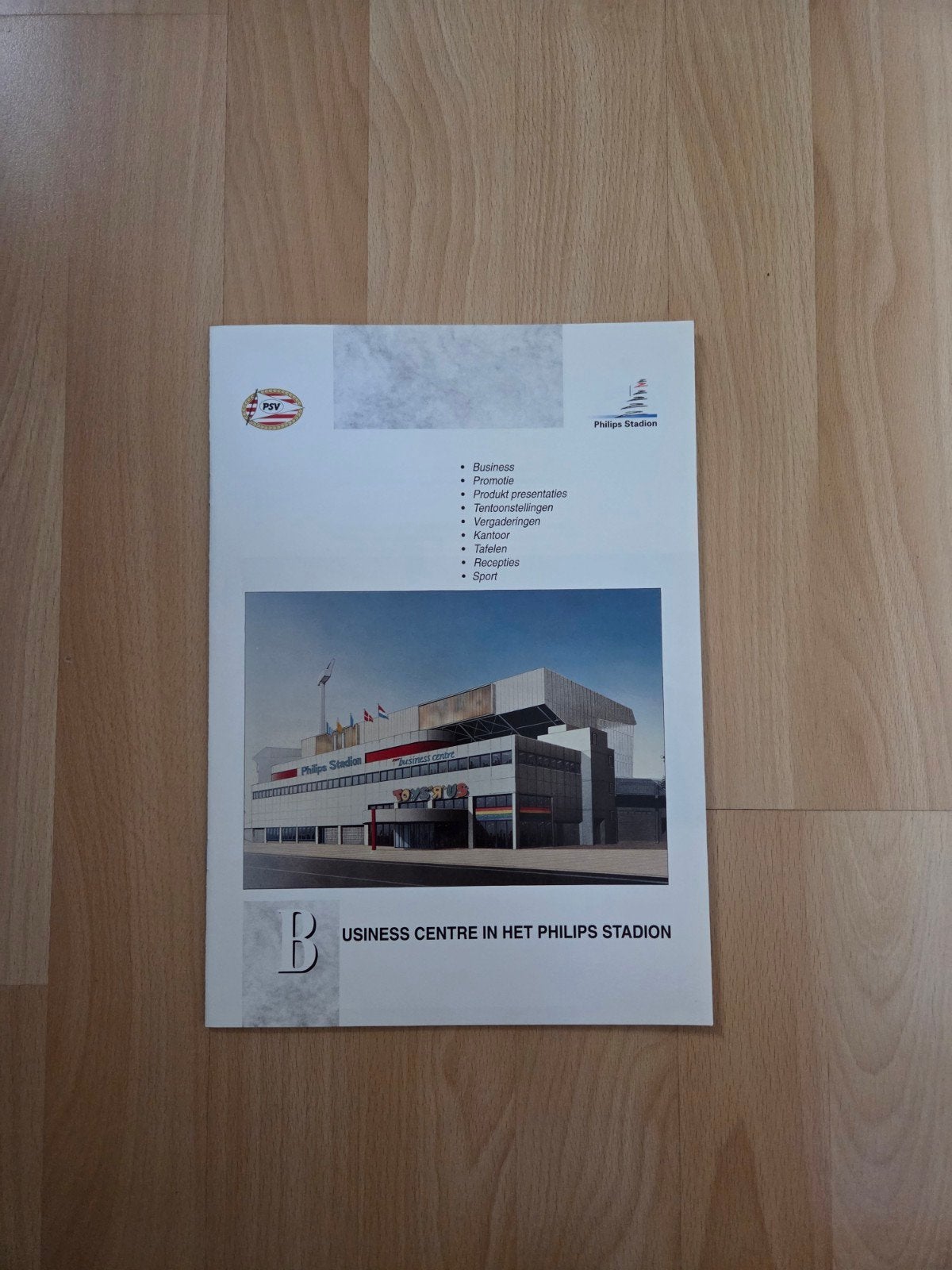 Psv. Brochure Business rooms.  Jaren 90. Lees info., Verzamelen, Sportartikelen en Voetbal, Ophalen of Verzenden, PSV, Boek of Tijdschrift