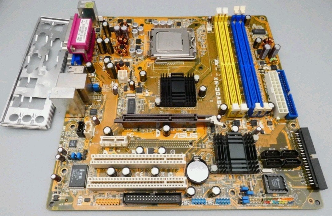 Asus P5VDC MX    Core2 / Extreme met AGP !  Win98 Compatible, Ophalen of Verzenden