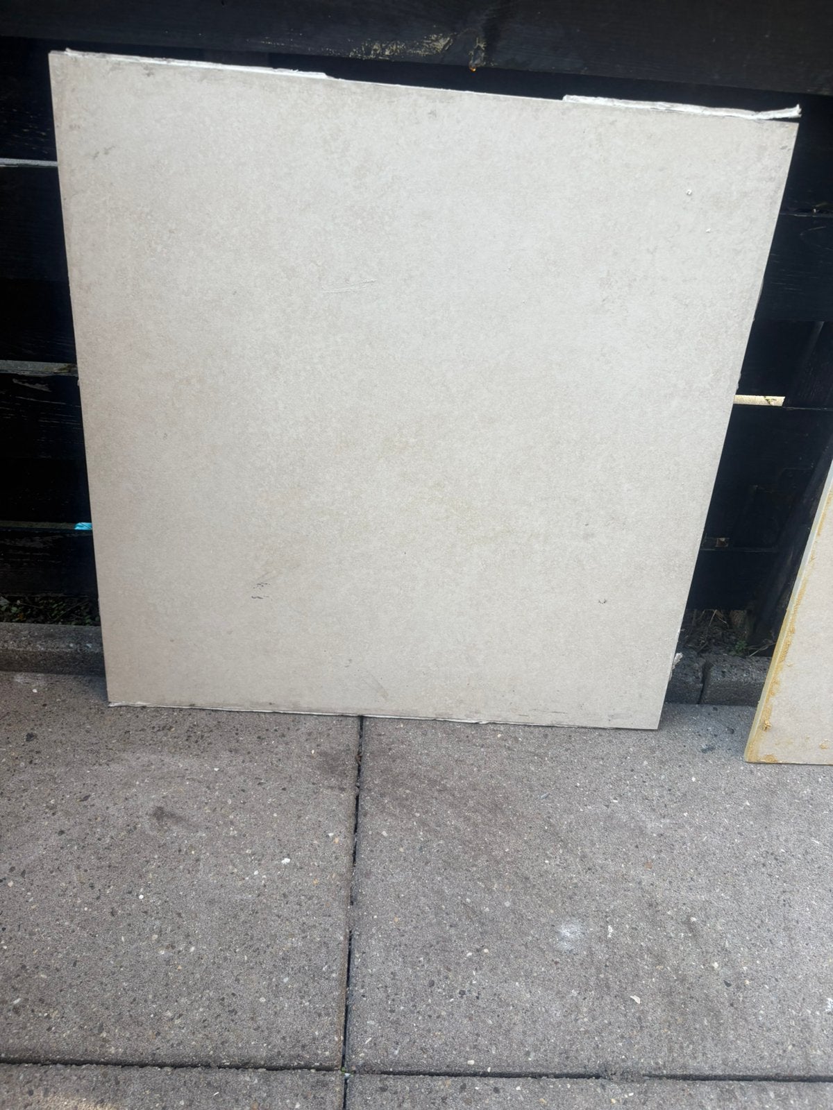 Beige  7 tegels 60x60, 60 cm of meer, Ophalen of Verzenden, Zo goed als nieuw, Vloertegels