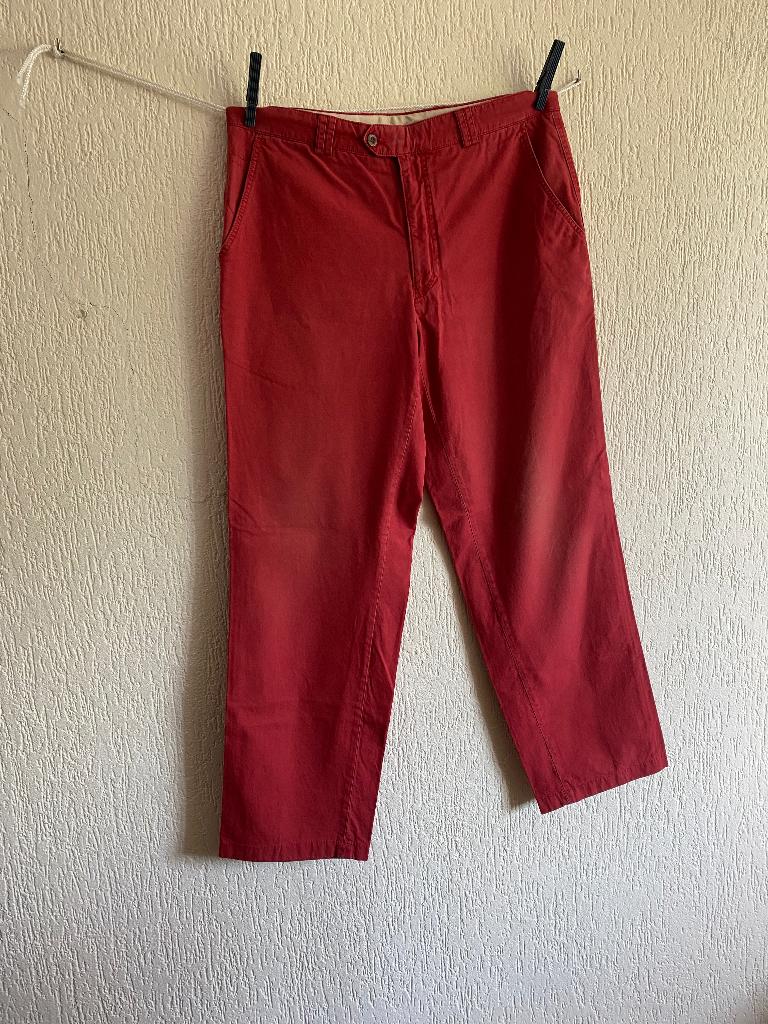 Heren Zomerbroek 52.Casuals, Kleding | Heren, Broeken en Pantalons, Maat 52/54 (L), Ophalen of Verzenden, Zo goed als nieuw, Rood