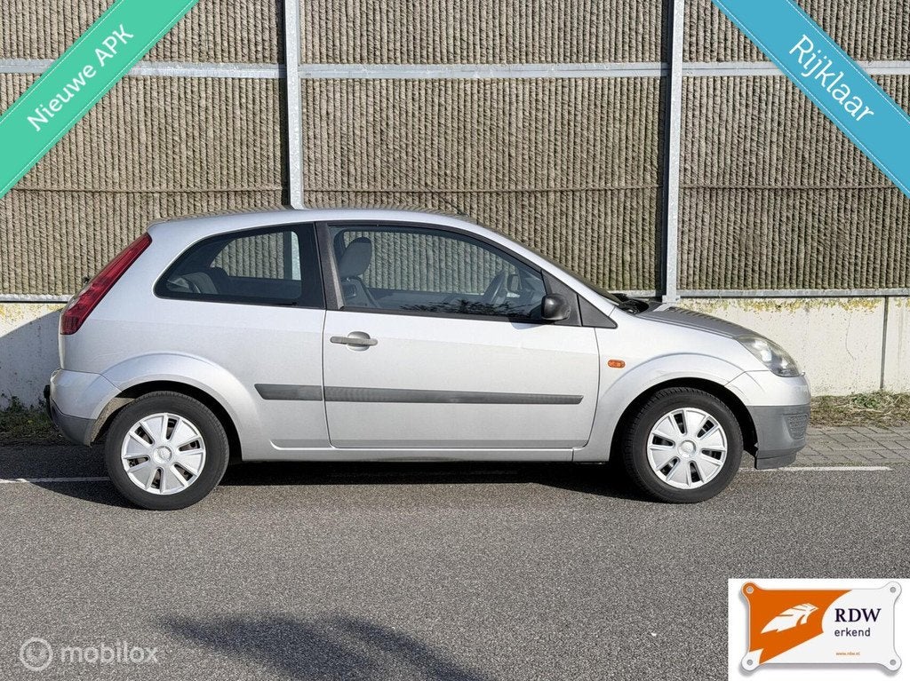 Ford Fiesta 1.3-8V Cool & Sound NAP/NWE APK/AIRCO/ELEK.PAKKE, 1299 cc, 4 cilinders, Origineel Nederlands, Bedrijf