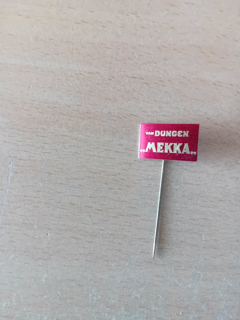 Pin - Van Dungen "MEKKA", Ophalen of Verzenden, Nieuw, Merk, Speldje of Pin