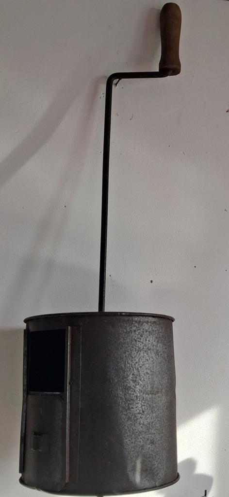 Trommel.  Metaal. Patina. Ca 1900.    60 cm., Ophalen, Gebruikt