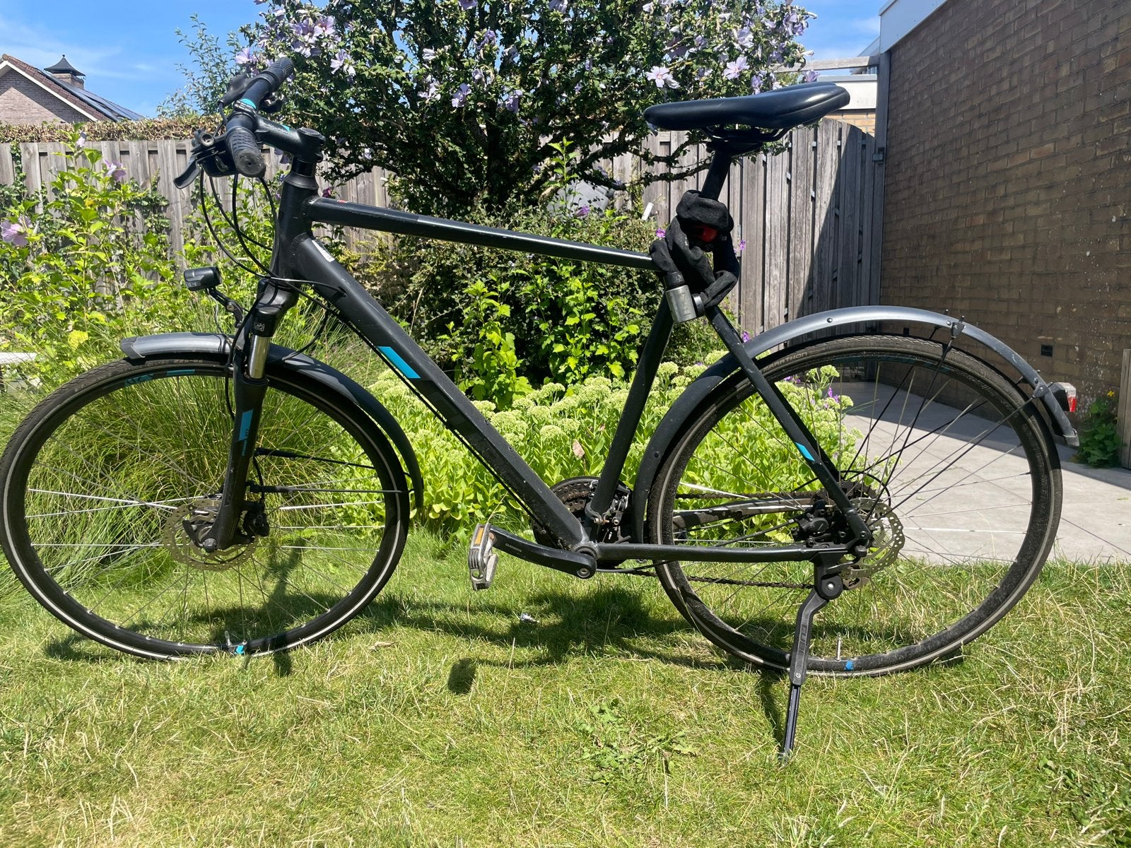 Cube fiets met schijfremmen en vering, 28 inch, Gebruikt, Vering, 57 tot 61 cm