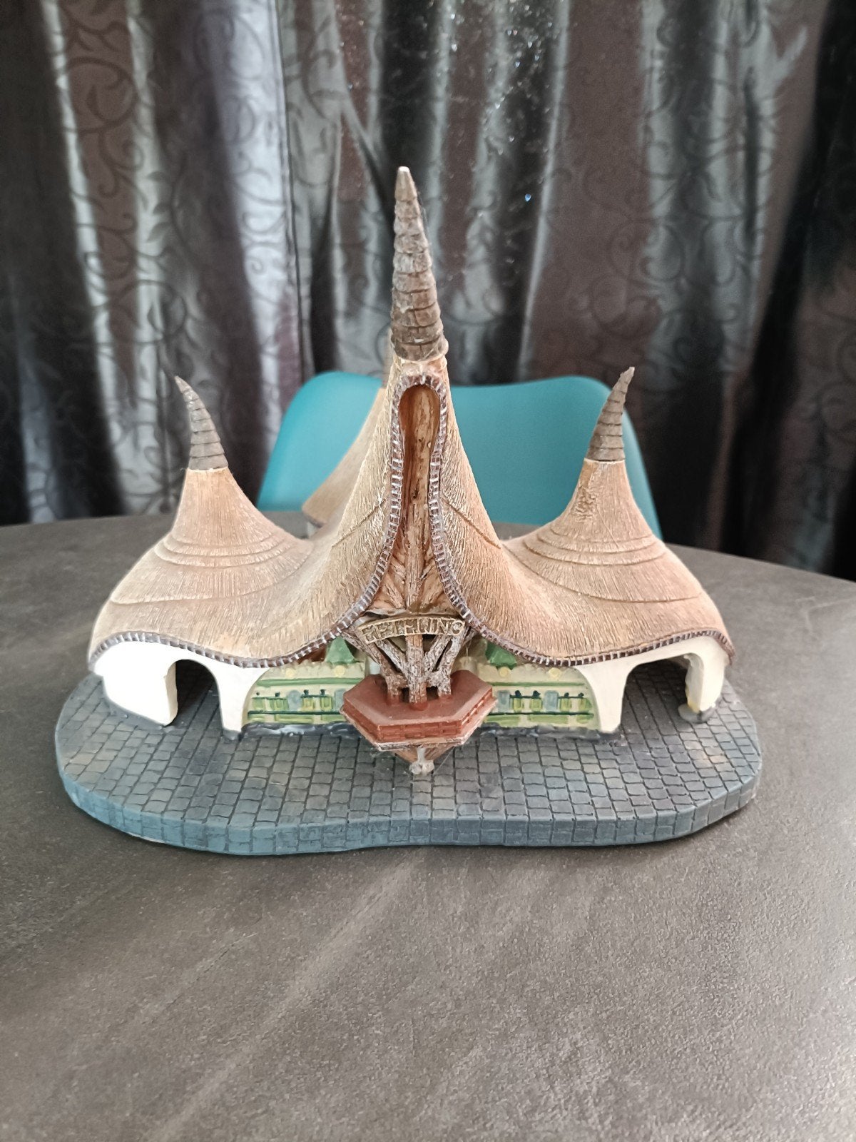Efteling luville huis van de vijf zintuigen, Ophalen of Verzenden, Zo goed als nieuw, Beeldje of Poppetje