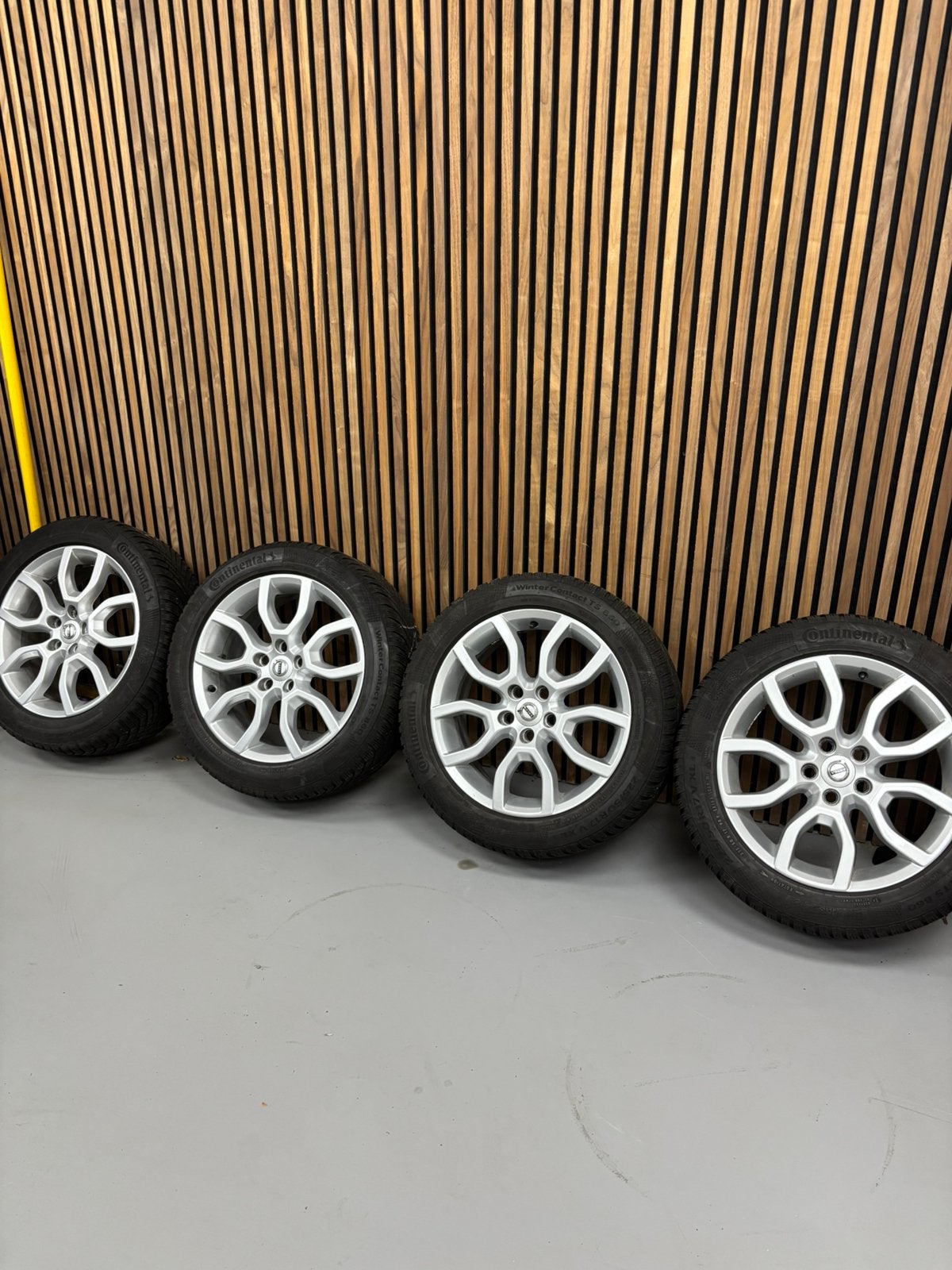 Originele Volvo V40 Cross Country Keid 17” Velgen, Ophalen, Gebruikt