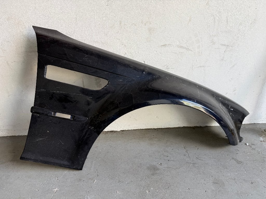BMW E46 M3 Coupé Zijscherm Rechts, Ophalen, Gebruikt, Rechts, Spatbord