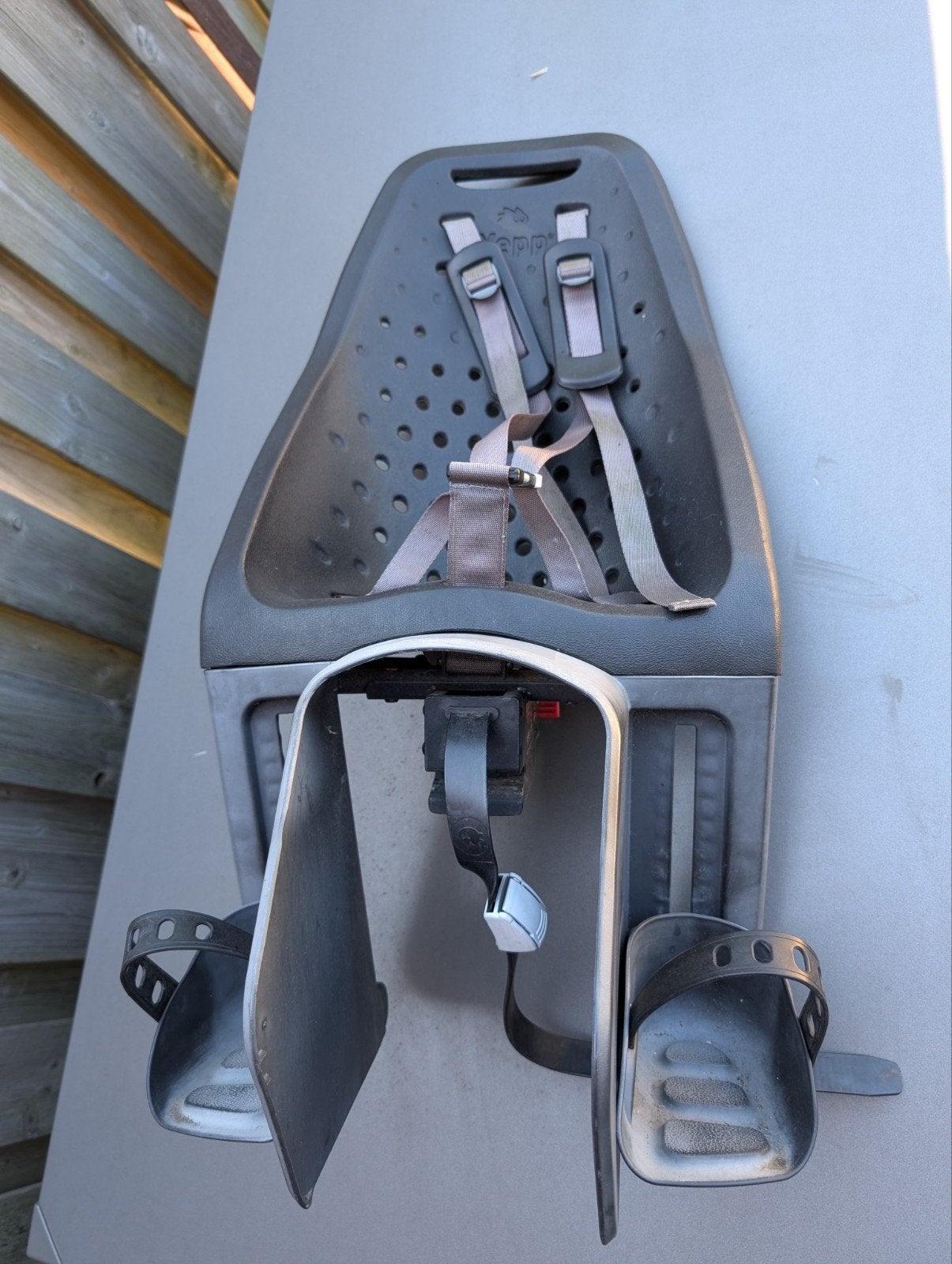 Yepp fietsstoel achter zwart, Fietsen en Brommers, Fietsaccessoires | Fietsstoeltjes, Achterzitje, Yepp, Ophalen, 15 t/m 25 kg