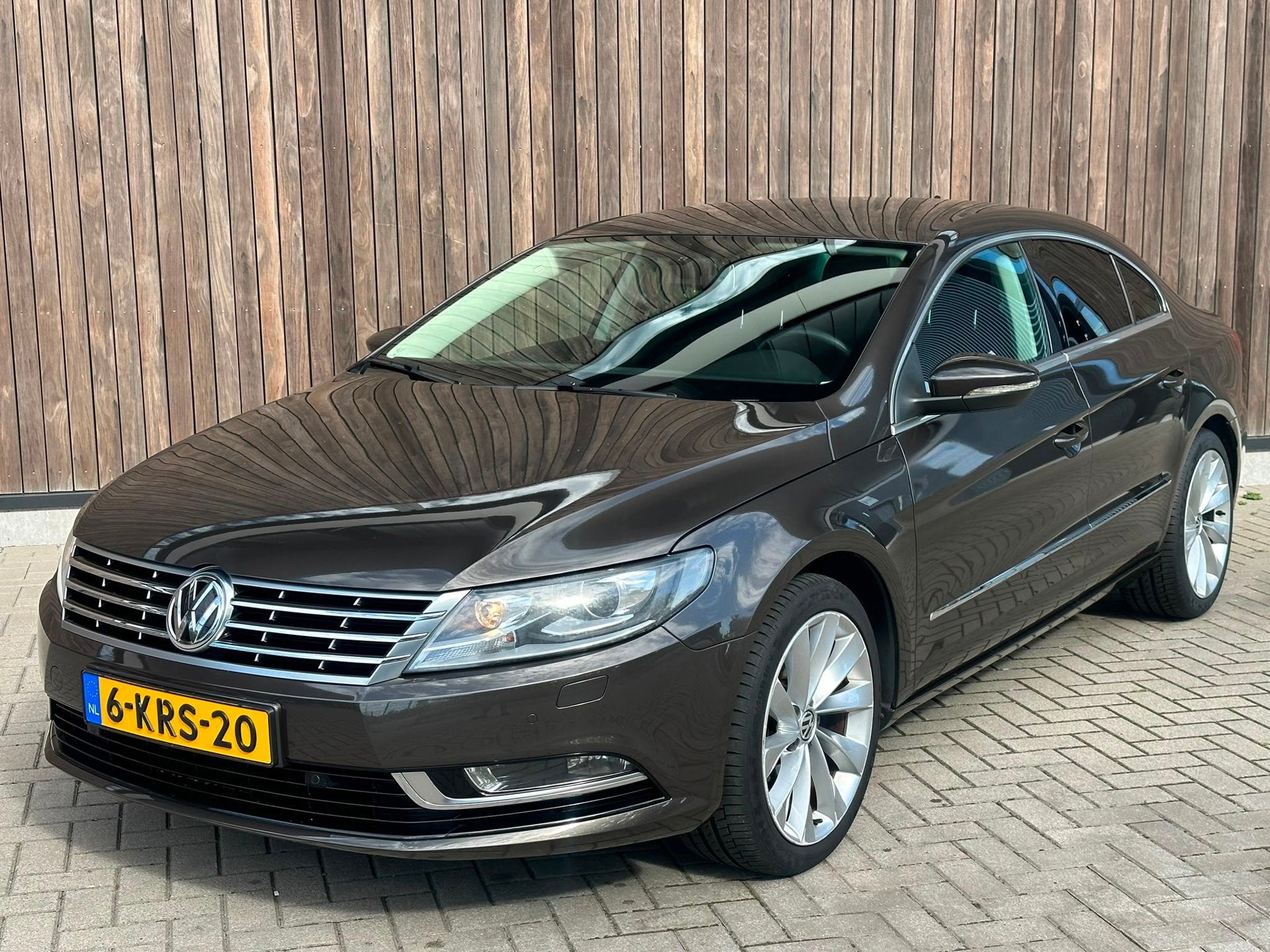 Volkswagen CC 2.0 TDI BlueMotion | CLIMA | NAVI | XENON |, Euro 5, 4 cilinders, Bruin, 4 stoelen