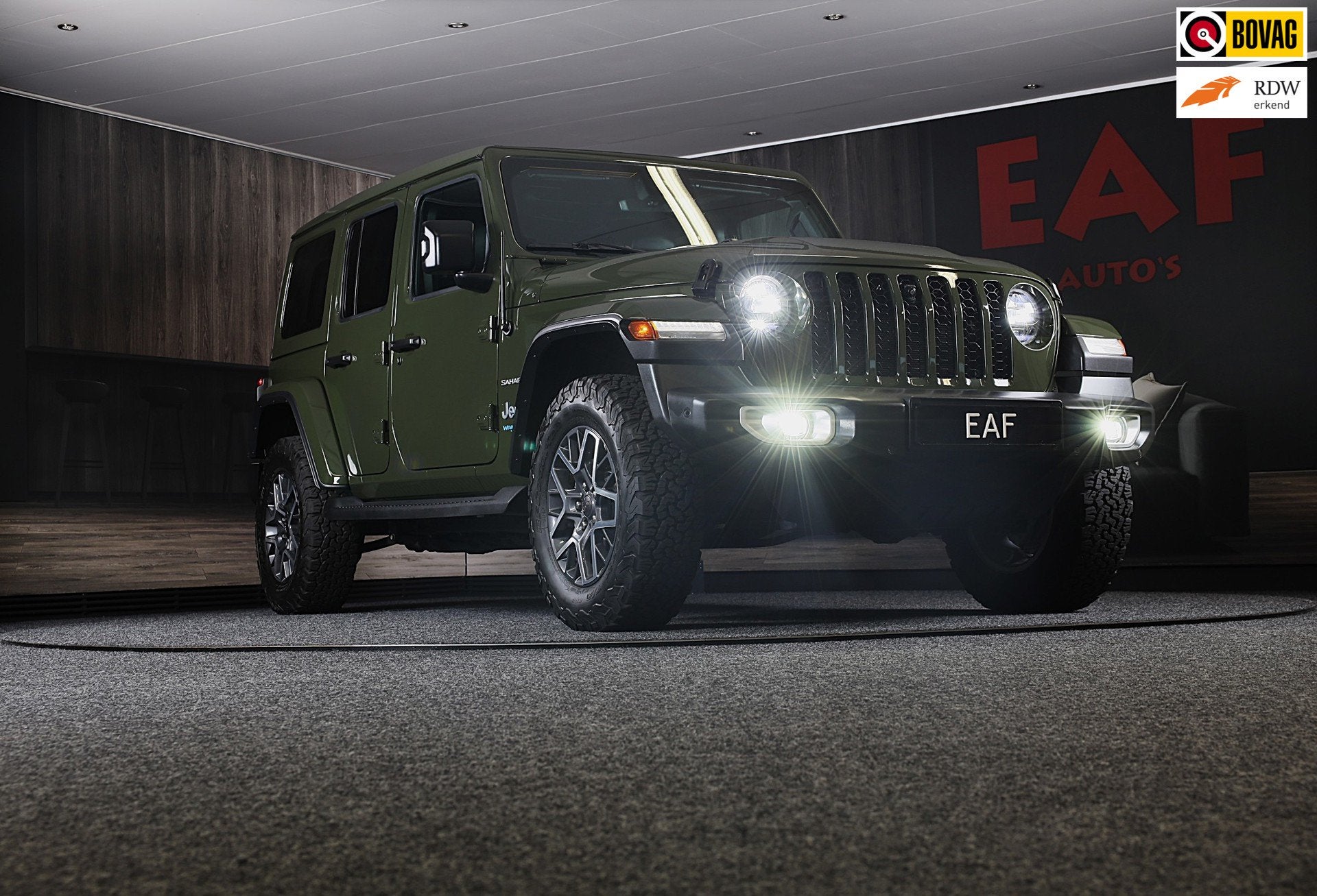 Jeep WRANGLER UNLIMITED 4xe 380 Sahara / 360 Camera / Leder, Auto's, Jeep, Automaat, 4 cilinders, Cabriolet, 2248 kg