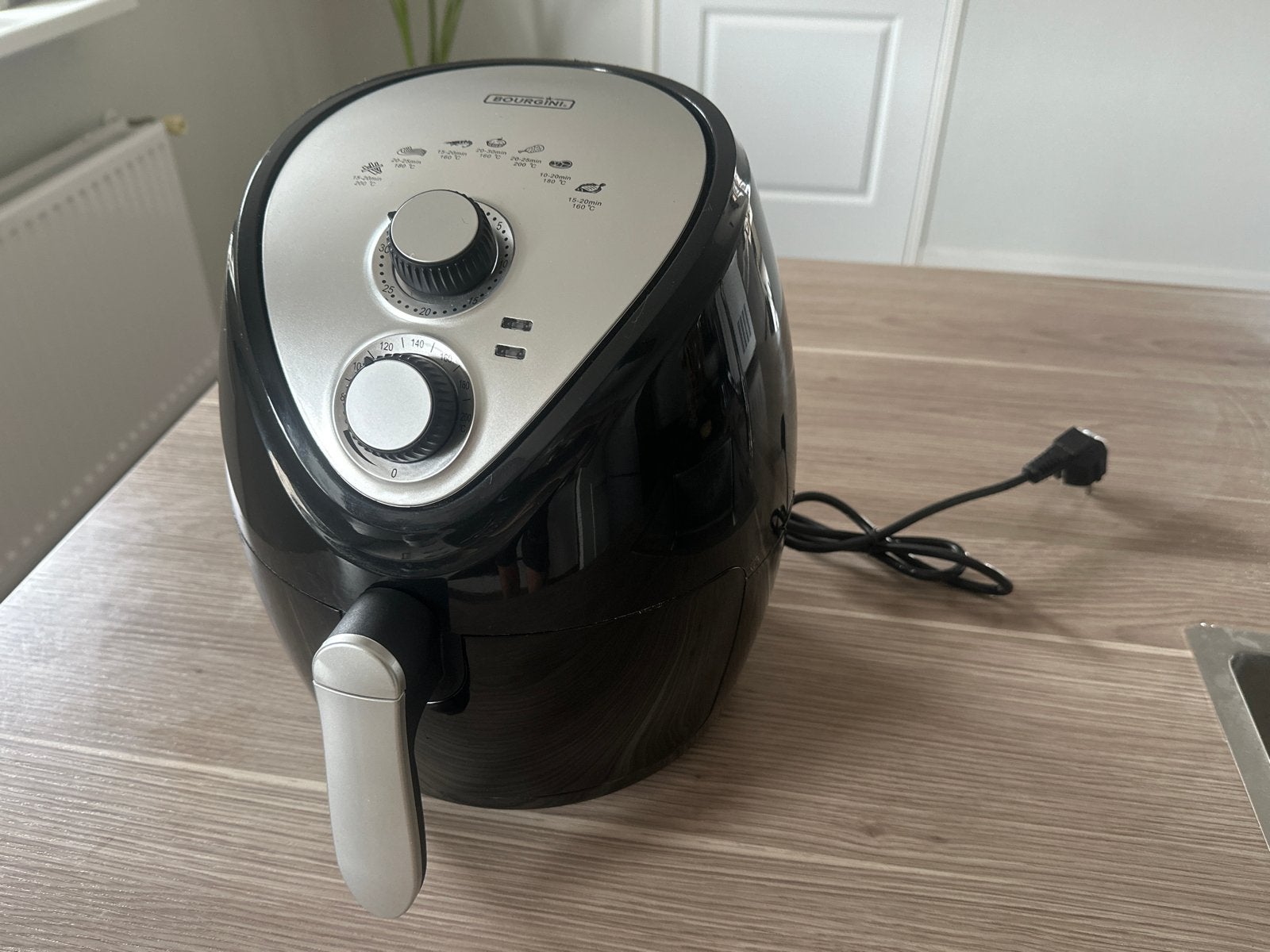 Bourgini Airfryer - Compact, Ophalen, Gebruikt, Airfryer, Minder dan 750 gram