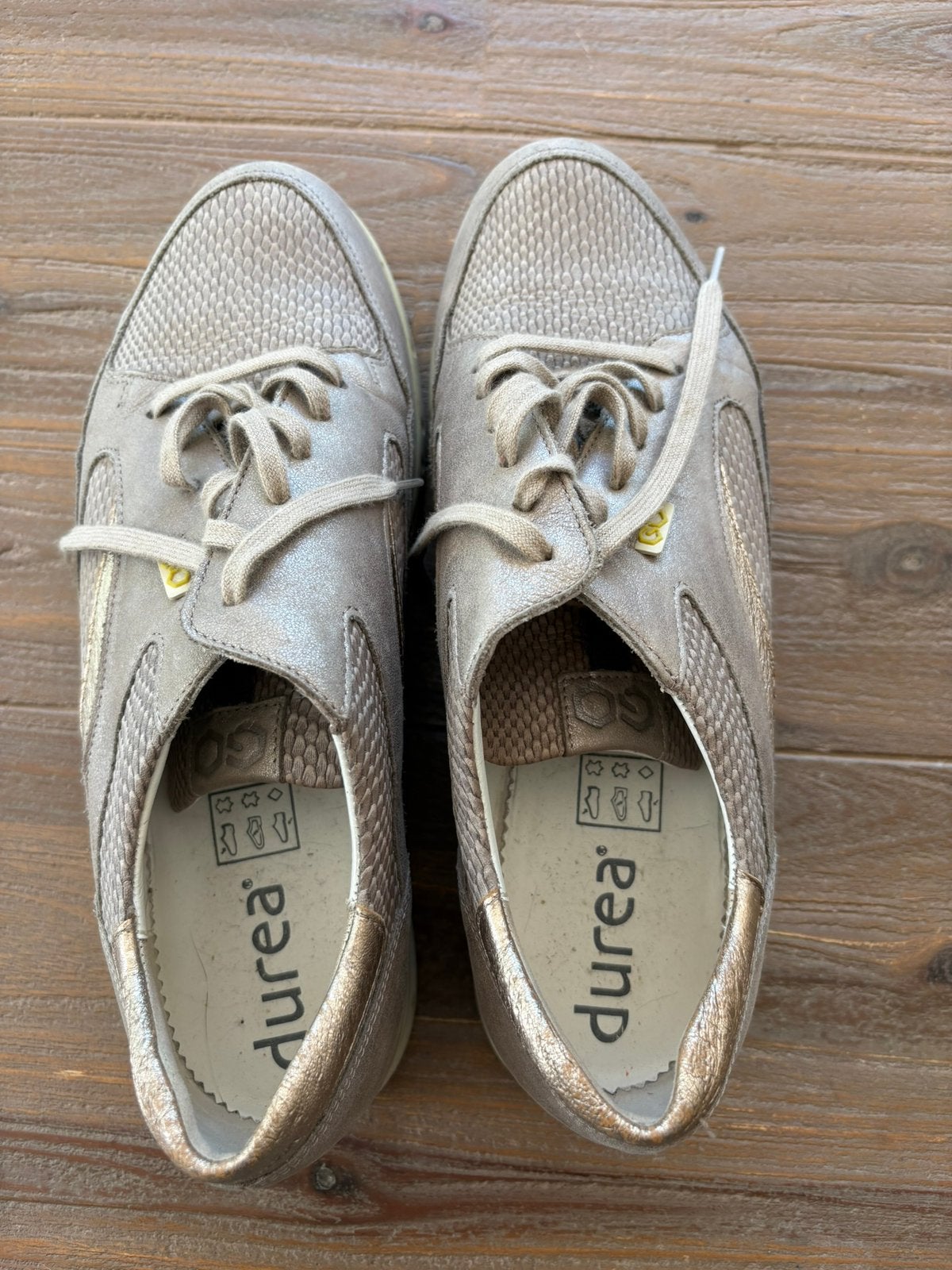 Durea schoenen mt 39 K, Ophalen of Verzenden, Zo goed als nieuw, Sneakers of Gympen