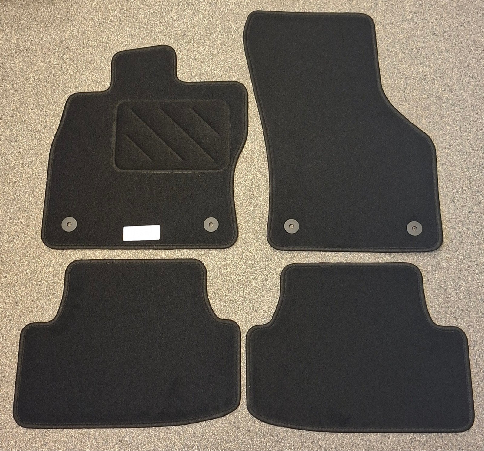 VW Golf VII Mattenset 2012-2020 -, Auto diversen, Automatten, Zo goed als nieuw, Ophalen of Verzenden