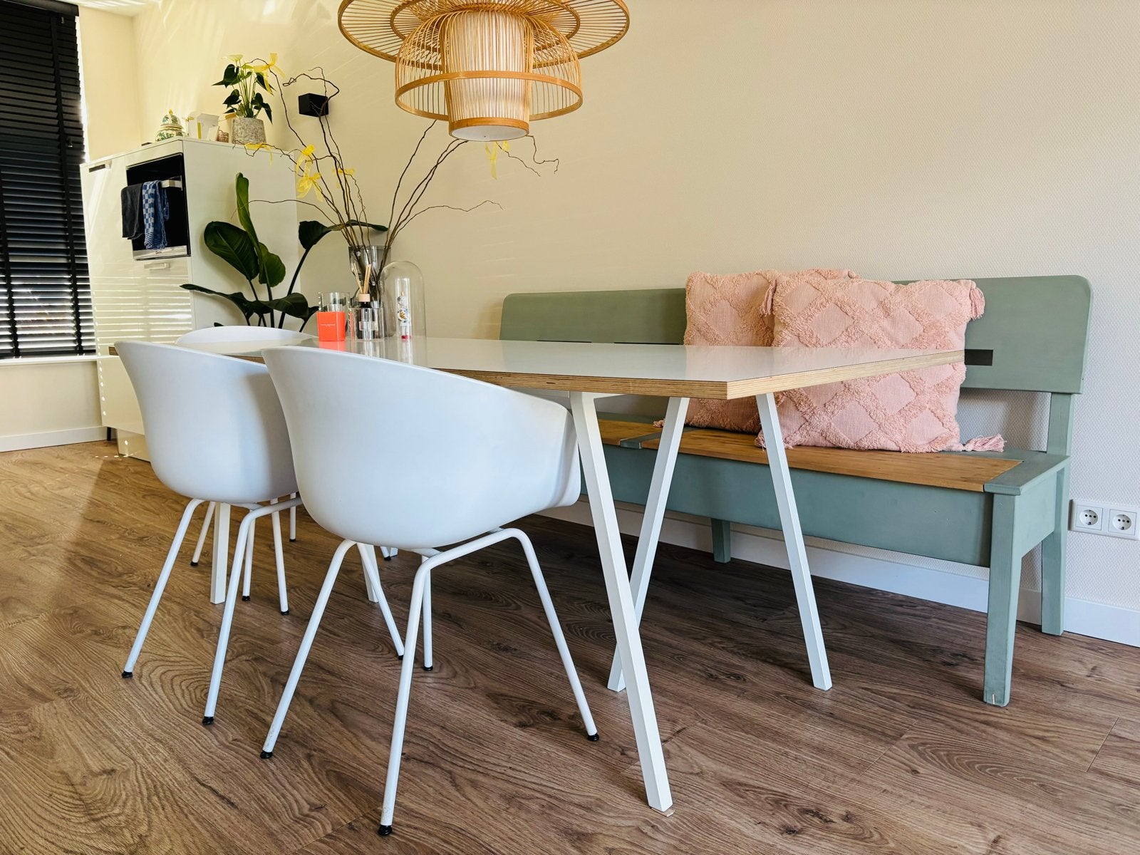 HAY Loop stand tafel, Huis en Inrichting, Tafels | Eettafels, Zo goed als nieuw, 50 tot 100 cm, 200 cm of meer, Vijf personen of meer