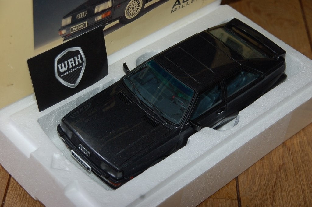 1:18 AUDI QUATTRO LWB satinblack Autoart 70301 WRH, Verzenden, Zo goed als nieuw, Auto, Autoart