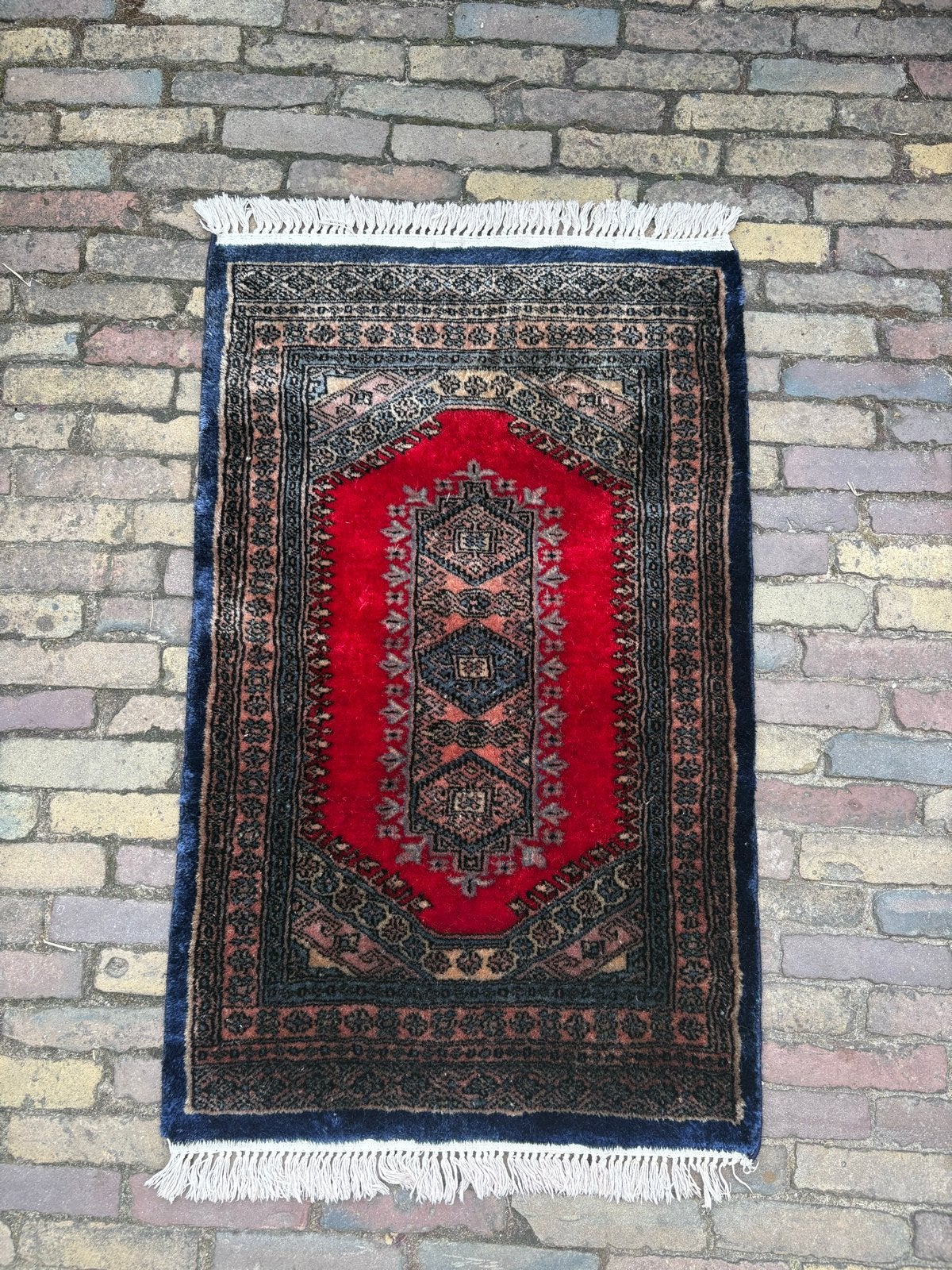 Bouchara tapijt 102x63, Ophalen of Verzenden
