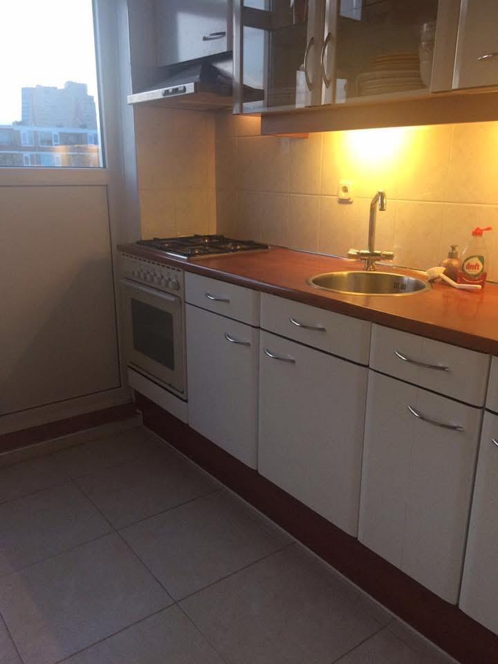 Gratis af te halen keuken, zelf demonteren, Huis en Inrichting, Keuken | Complete keukens, Gebruikt, Enkelwandige keuken, Wit