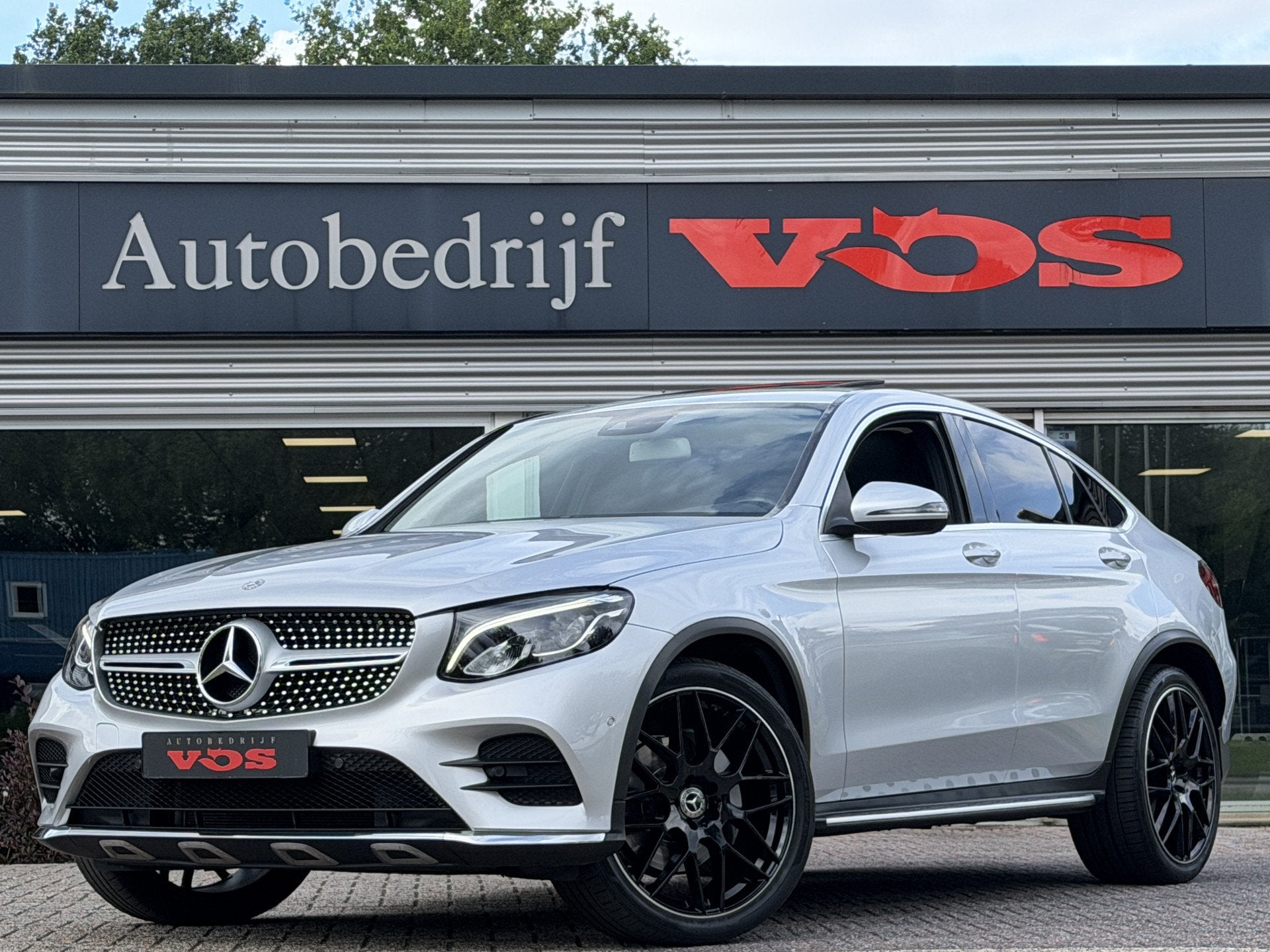 Mercedes-Benz GLC Coupé 250 4MATIC AMG-Line | Glasdak | Sta, Automaat, Gebruikt, 4 cilinders, 14 km/l
