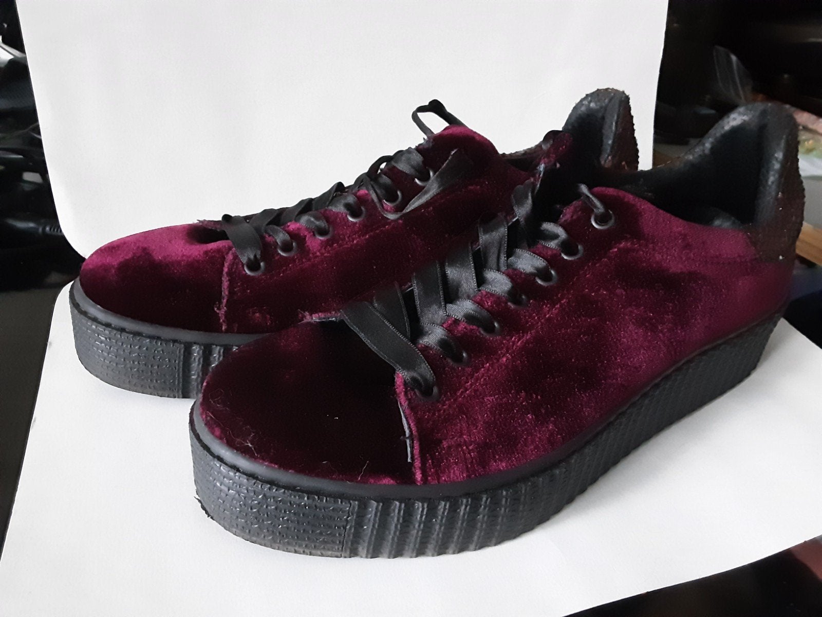Tango fluwelen sneakers maat 40, Kleding | Dames, Tango, Ophalen of Verzenden, Sneakers of Gympen, Gedragen