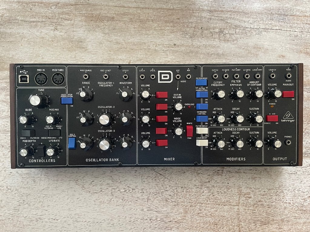 Behringer Model D, Ophalen of Verzenden, Zo goed als nieuw, Overige aantallen, Overige merken