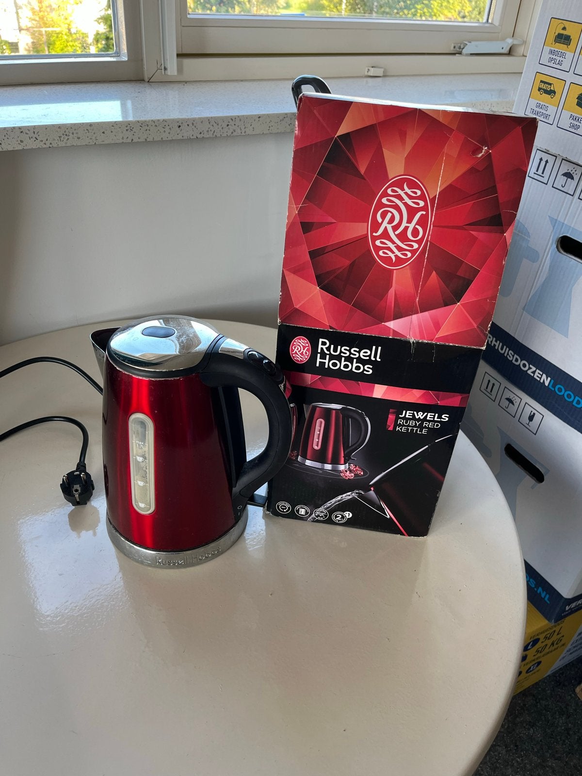 Russell Hobbs Jewels Ruby Red Waterkoker, Witgoed en Apparatuur, 1 tot 2 liter, Ophalen, Gebruikt, Draadloos
