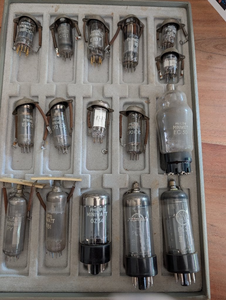 Philips Miniwatt buizen oa GZ34 Mullard, E88CC, E83F, EC50, Ophalen, Buis of Buizen