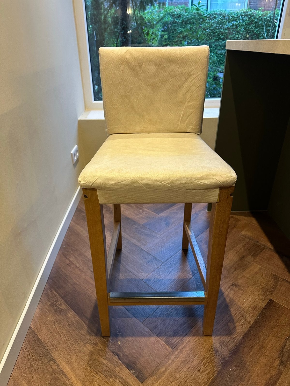 IKEA Hendriksdal barkruk, Huis en Inrichting, Barkrukken, Ophalen, Gebruikt, Met voetsteun, Hout