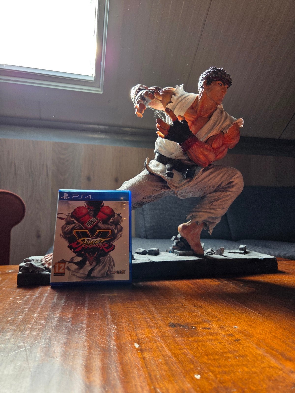 Street Fighter V PS4 met Ryu Collector's Edition beeld, Ophalen, Vechten, 2 spelers, Zo goed als nieuw