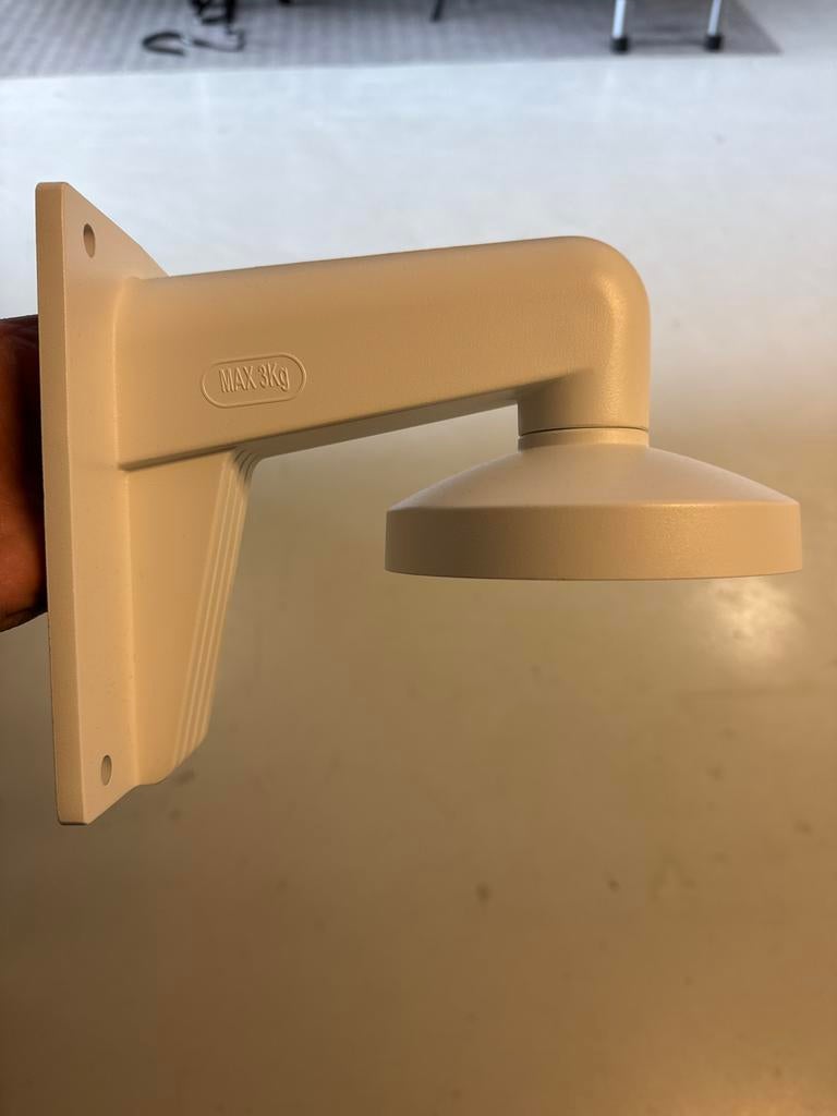 Hikvision ophangbeugel voor camera, Ophalen of Verzenden, Gebruikt, Buitencamera