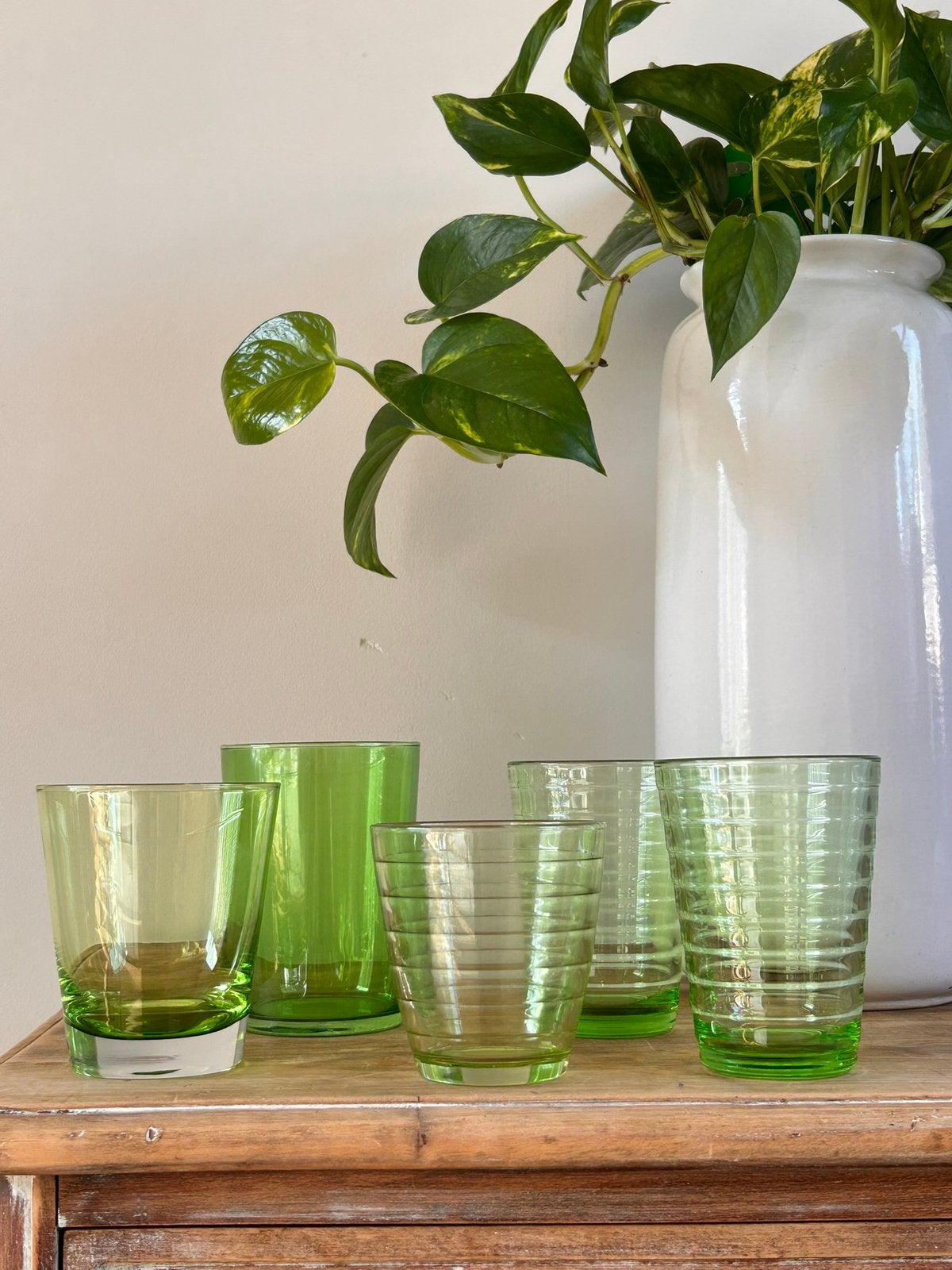 5 vintage water - sap glazen groen glas, Ophalen of Verzenden, Zo goed als nieuw, Overige typen