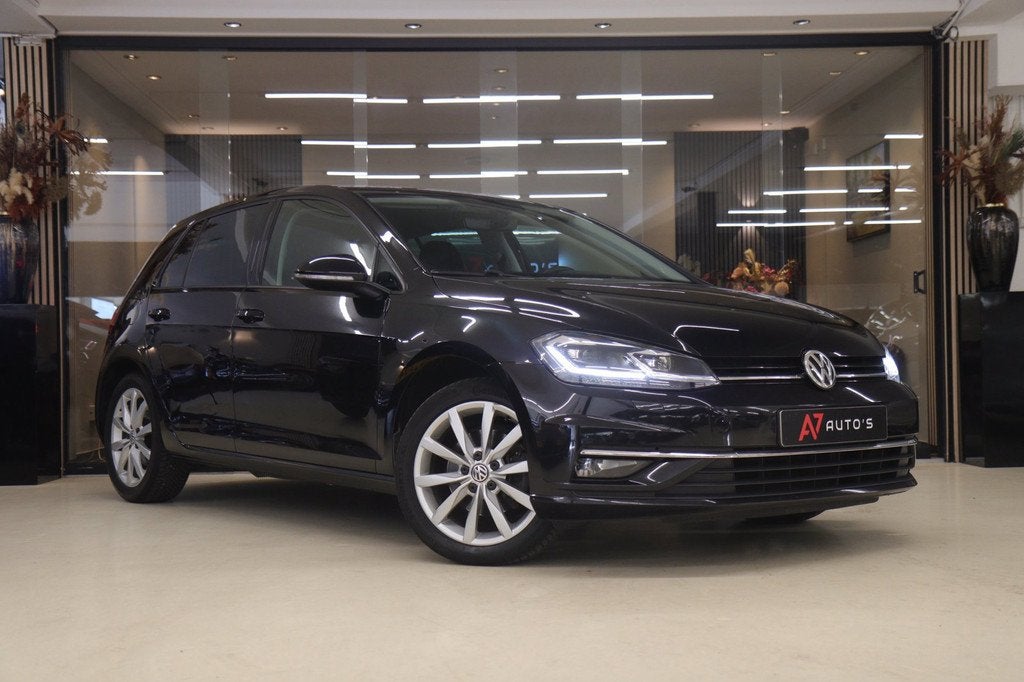 Volkswagen Golf 1.4 TSI Highline Business Carplay/Cam/Acc/Sf, Stof, Gebruikt, Euro 6, 4 cilinders